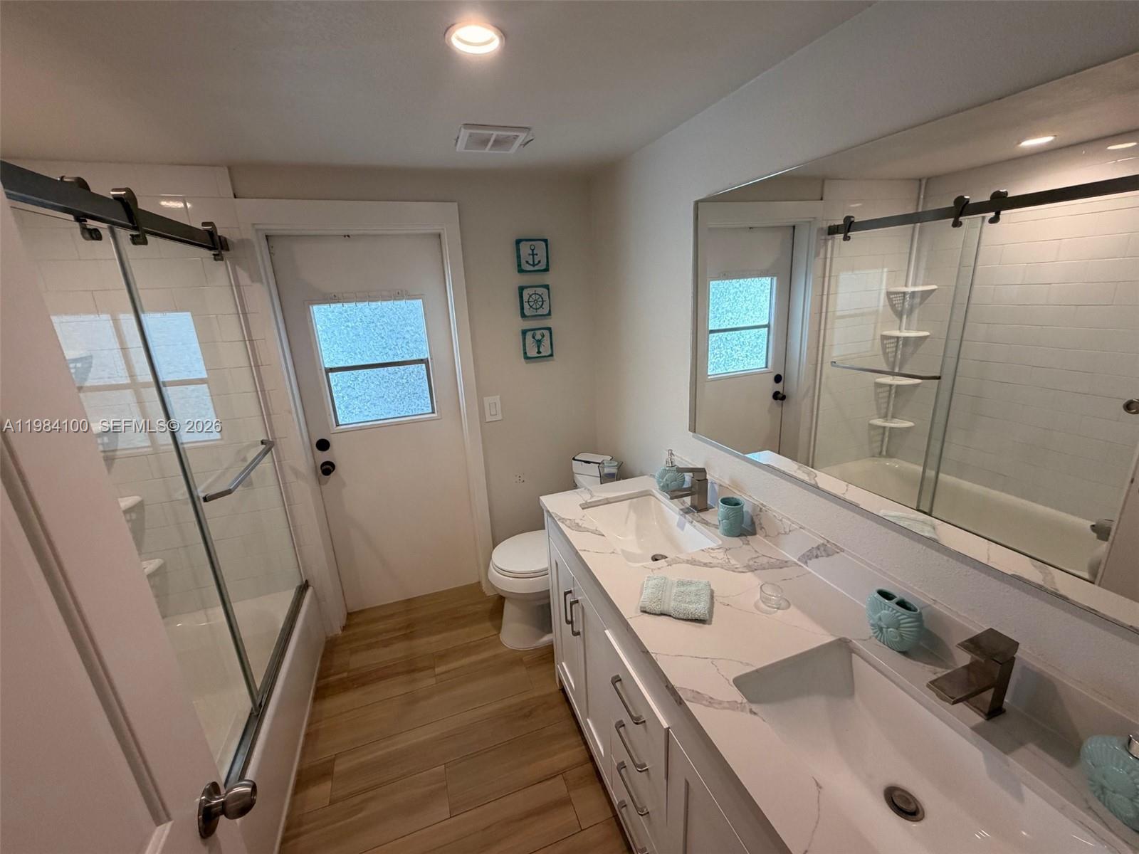 LAKE CONWAY ESTATES - Residential