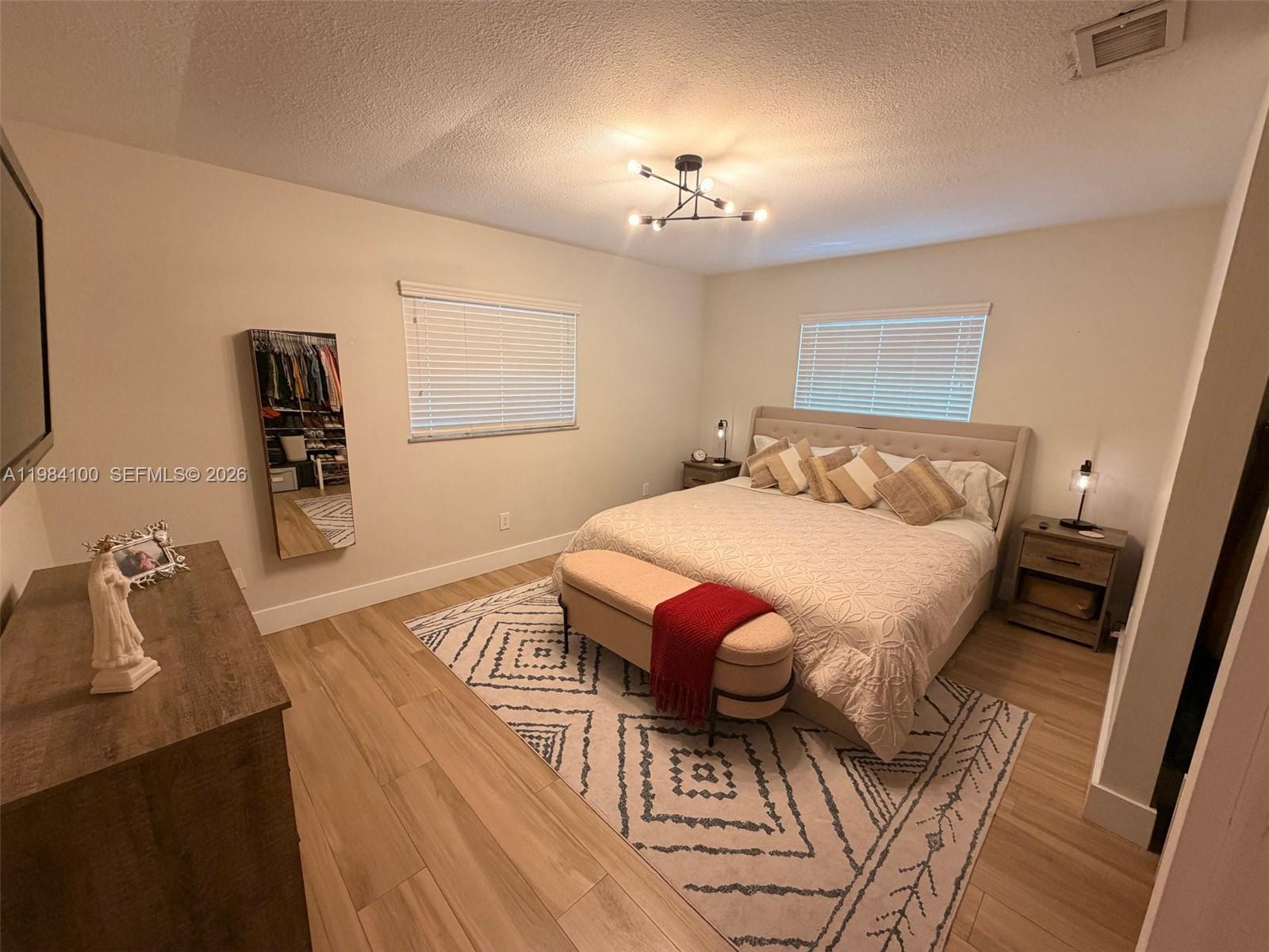 LAKE CONWAY ESTATES - Residential