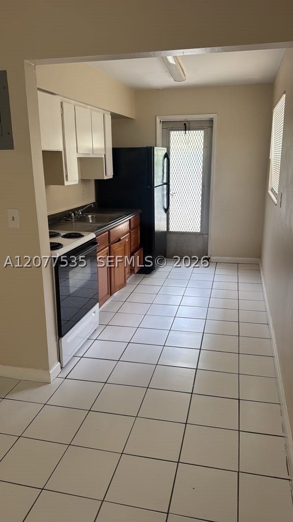 Photo of 1105 SW 15th Ter #4, Fort Lauderdale, FL 33312 (MLS # A12077535)