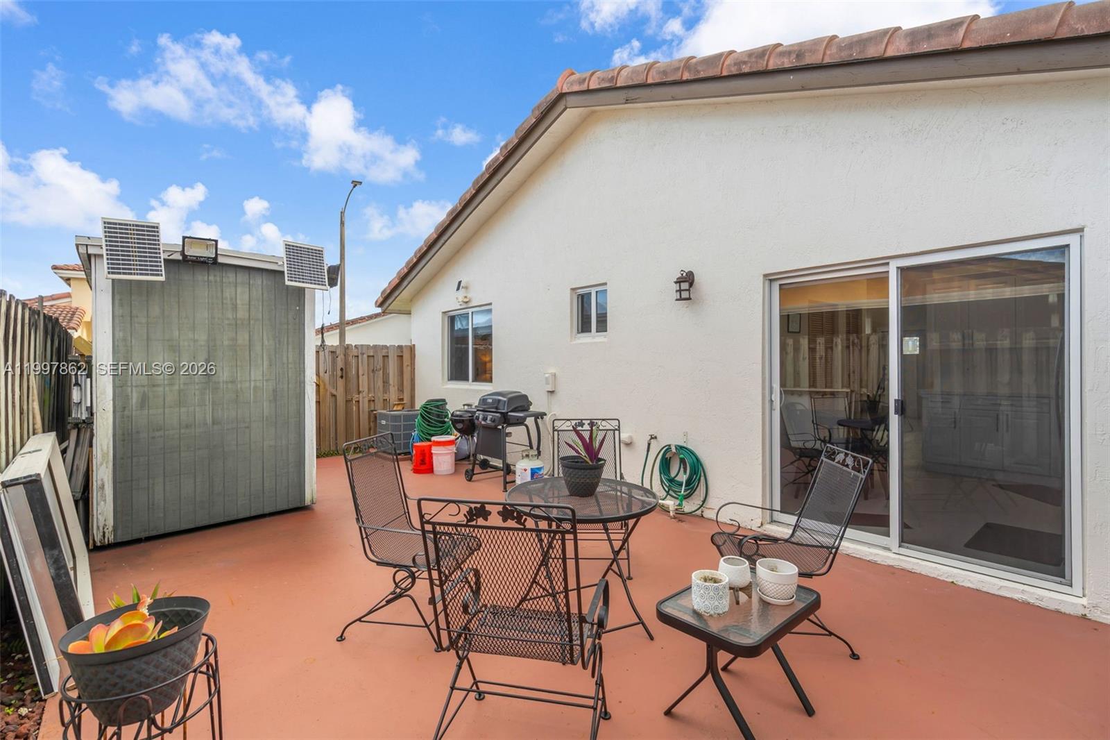 LOS PALACIOS II CONDO - Residential