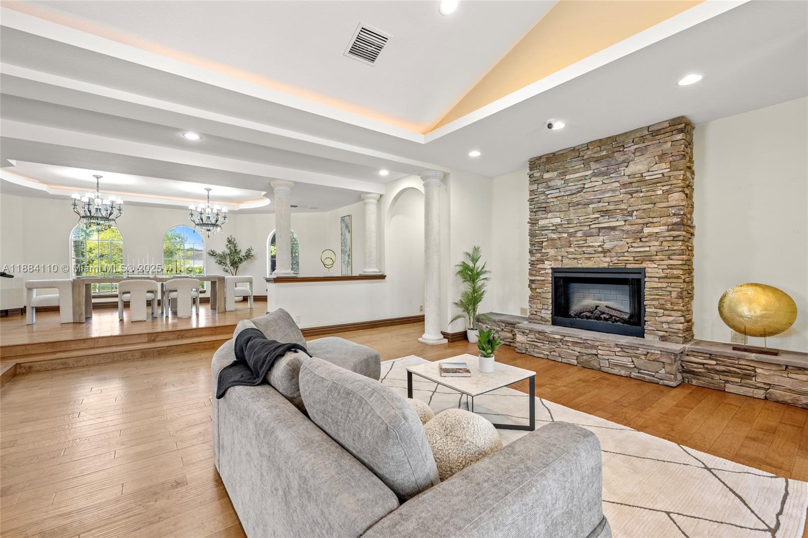 Rolling Oaks - Residential