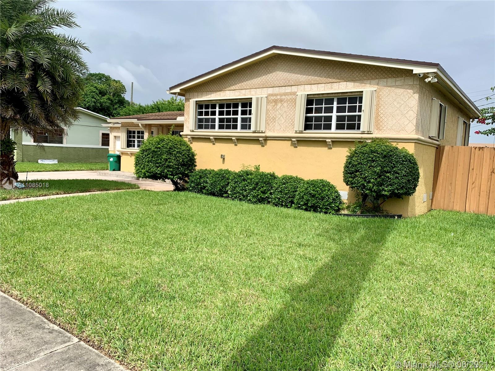 PALMLAND ESTATES 1ST ADDN - Residential