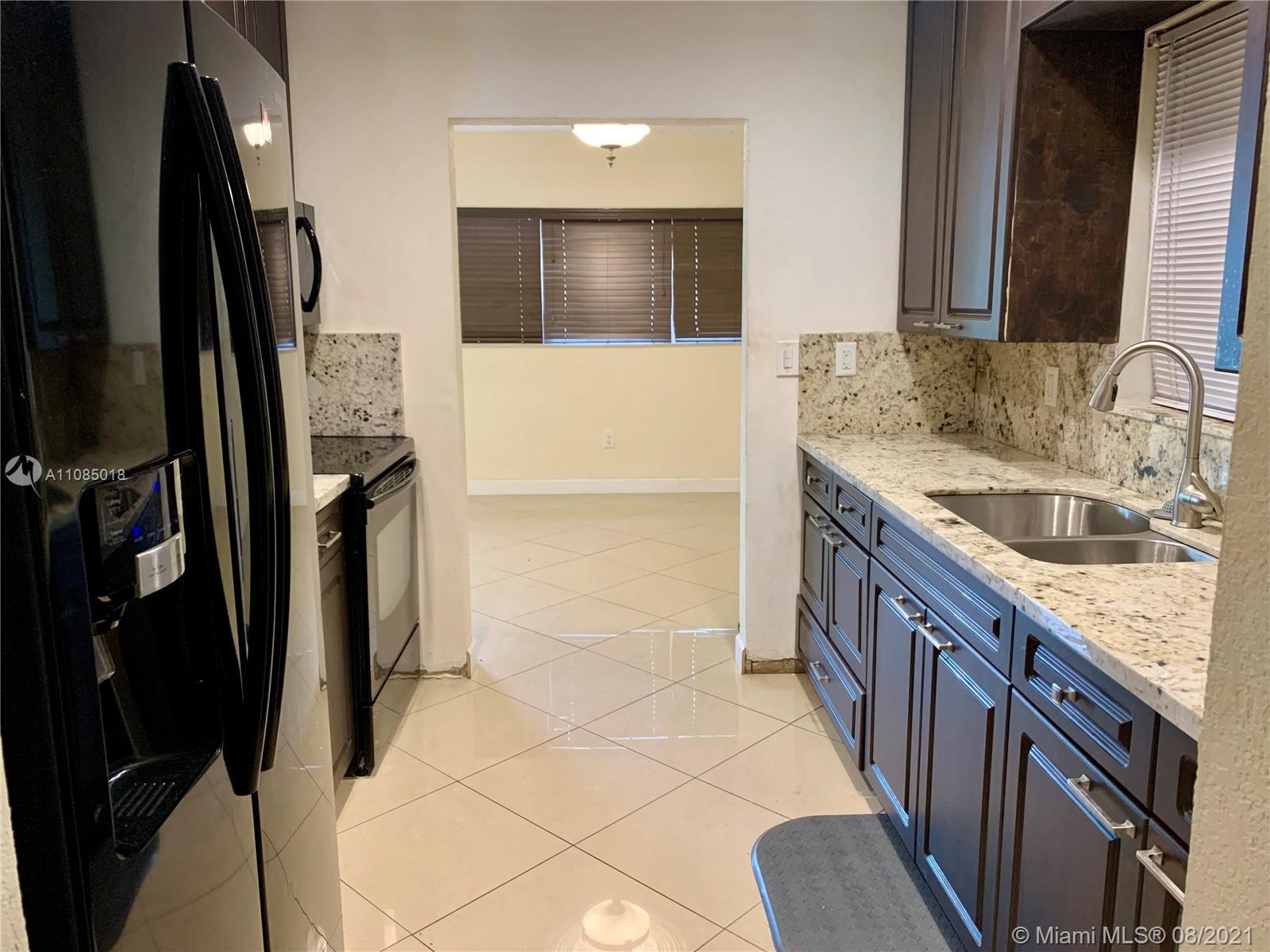 PALMLAND ESTATES 1ST ADDN - Residential