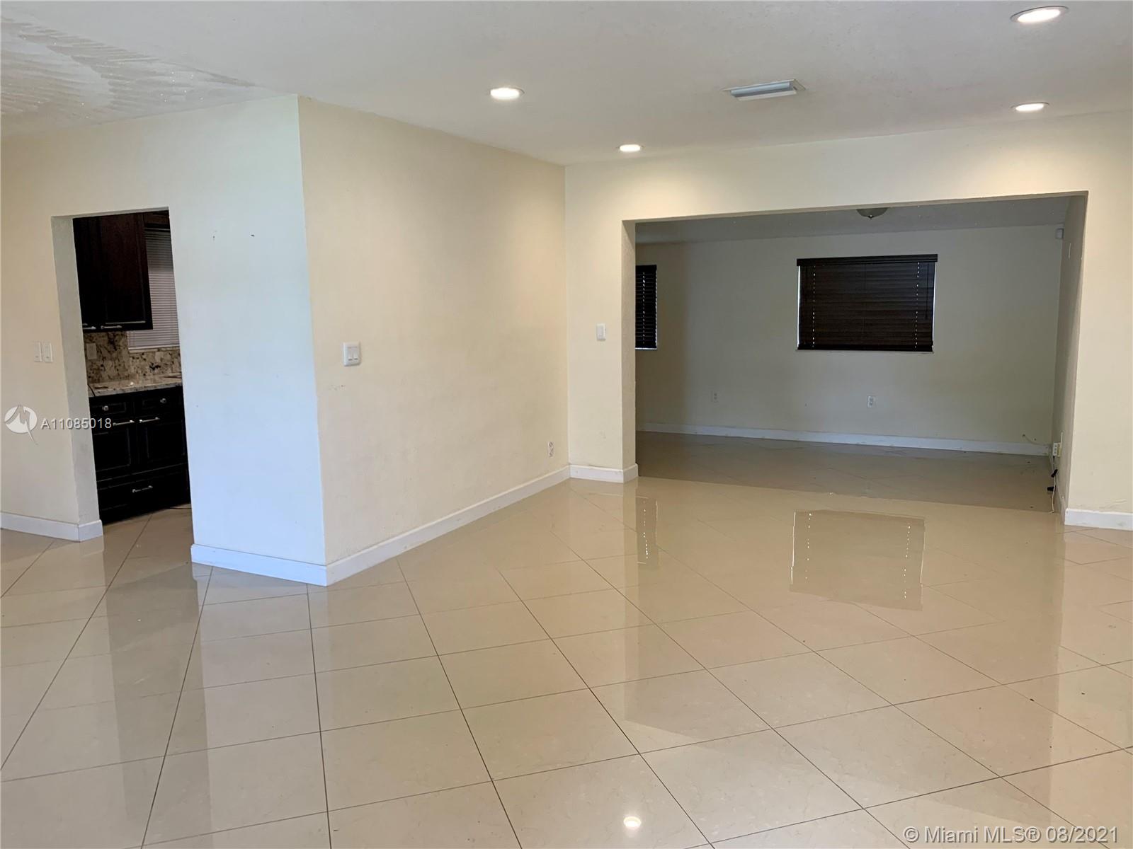 PALMLAND ESTATES 1ST ADDN - Residential