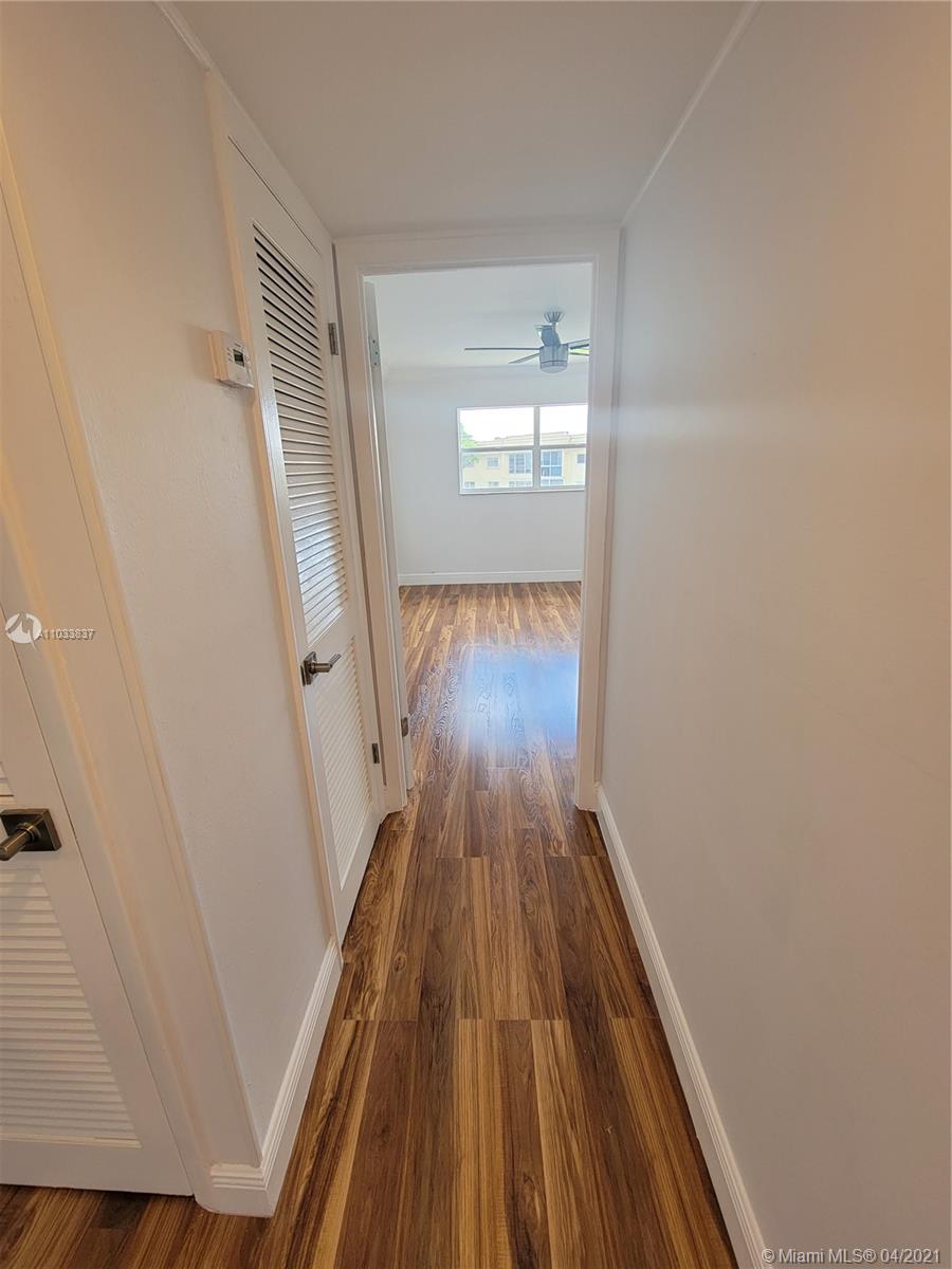 SUNRISE LAKES 50 CONDO - Residential