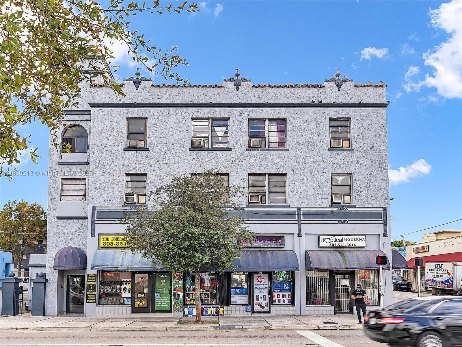 1274 W Flagler St