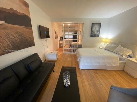 8080 Tatum Waterway Dr 25 Miami Beach FL 33141