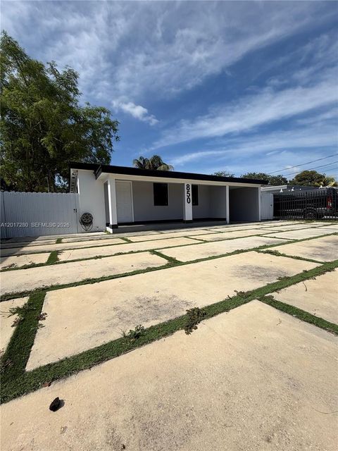 Photo of 850 NW 113th St, Miami, FL 33168 (MLS # A12017280)