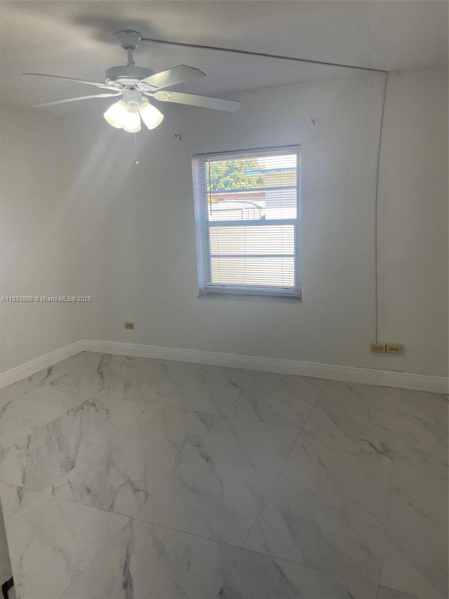 HIALEAH 13TH ADDN AMD PL - Residential Income