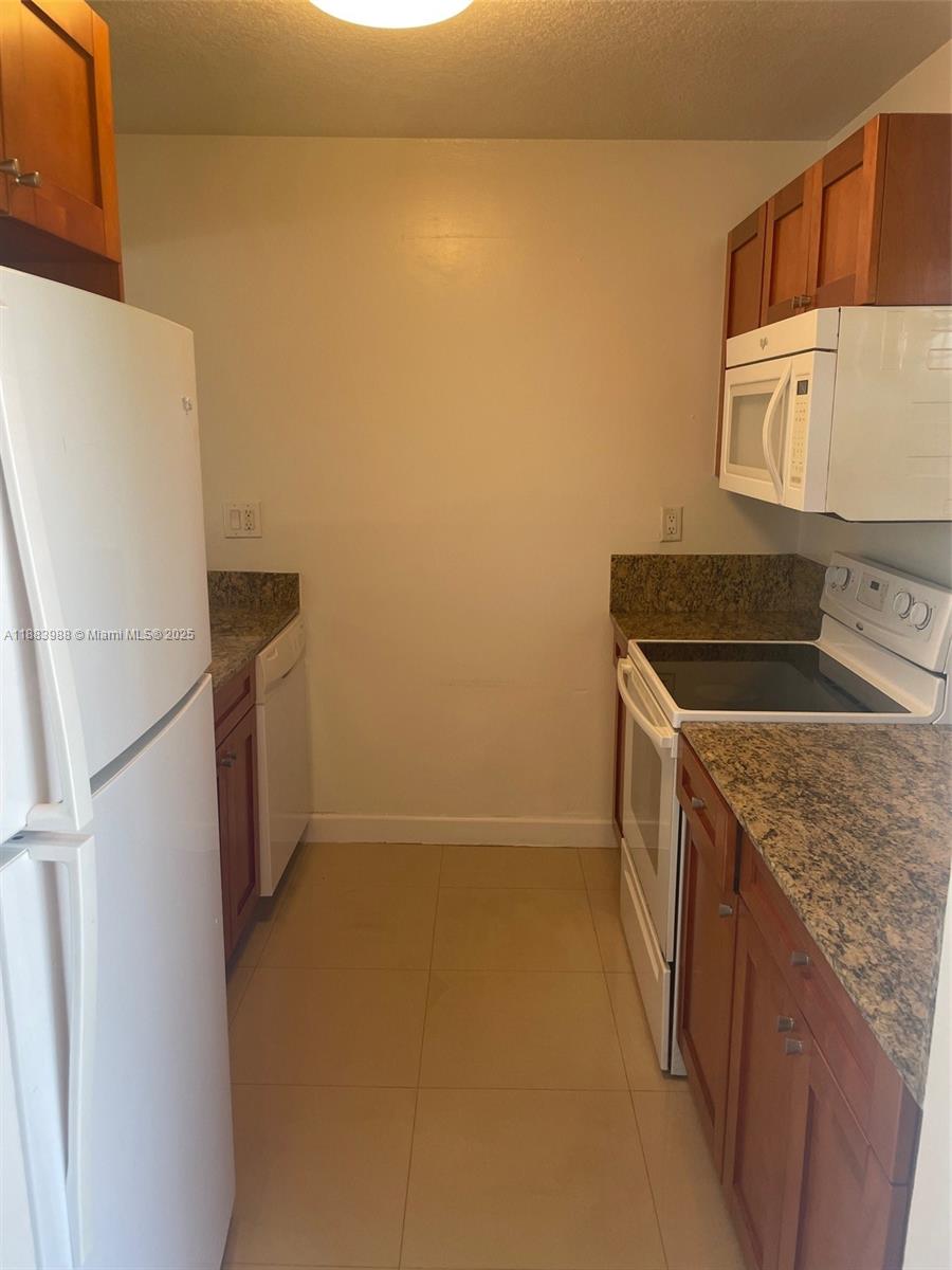 HIALEAH 13TH ADDN AMD PL - Residential Income