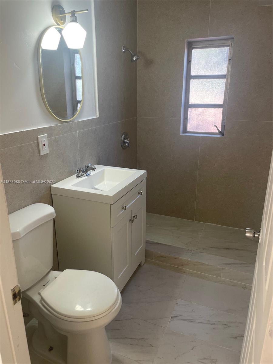 HIALEAH 13TH ADDN AMD PL - Residential Income