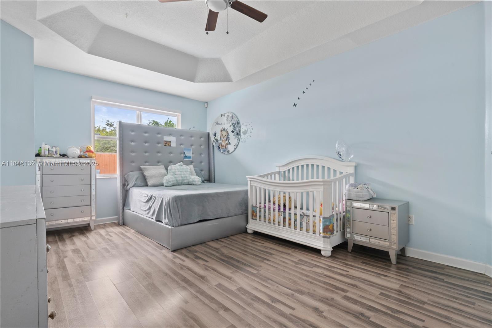 FLORIDIAN BAY ESTATES - Residential