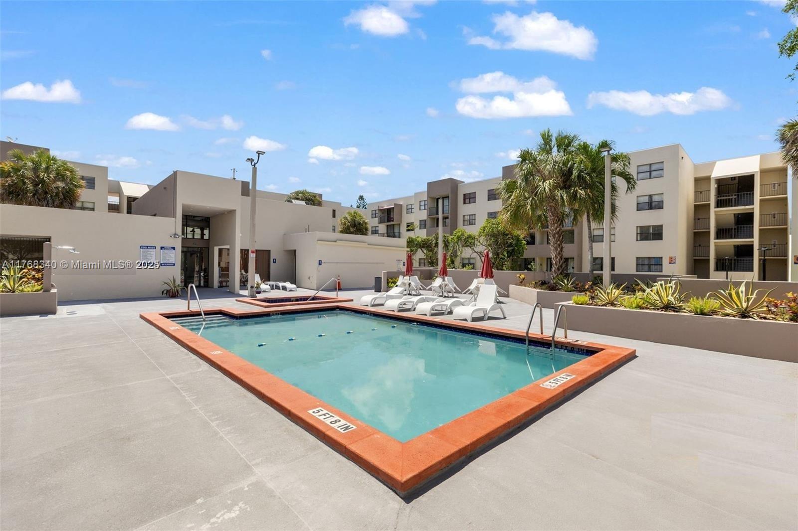PEPPERMILL KENDALE LKS W - Residential