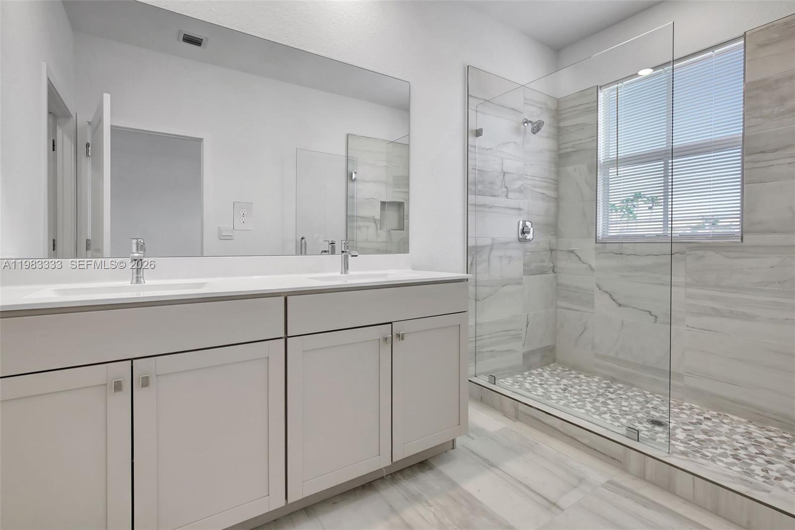 MERRICK SQUARE - Residential Lease