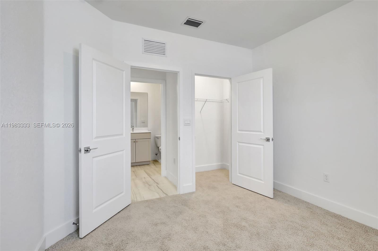 MERRICK SQUARE - Residential Lease