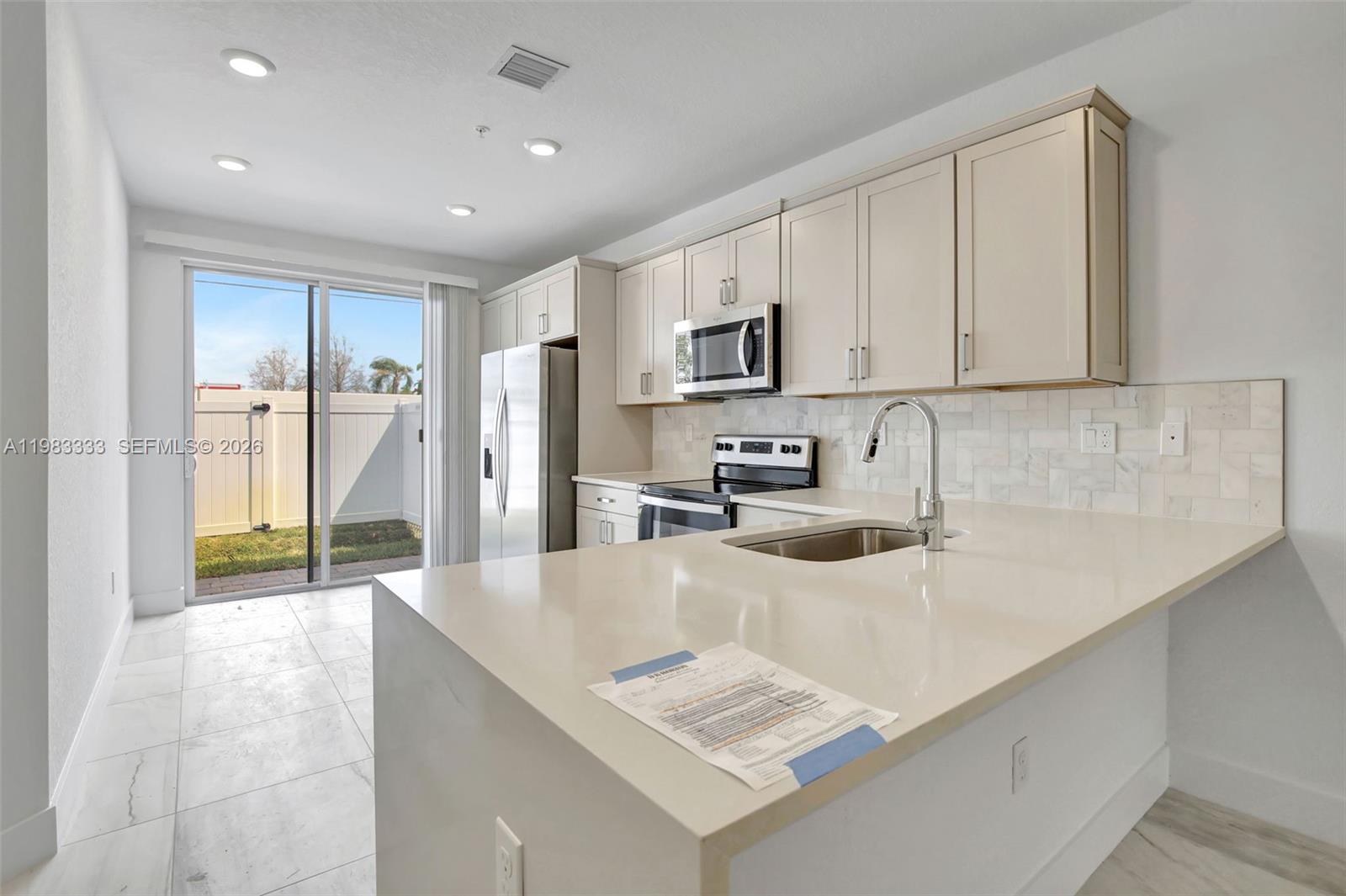 MERRICK SQUARE - Residential Lease