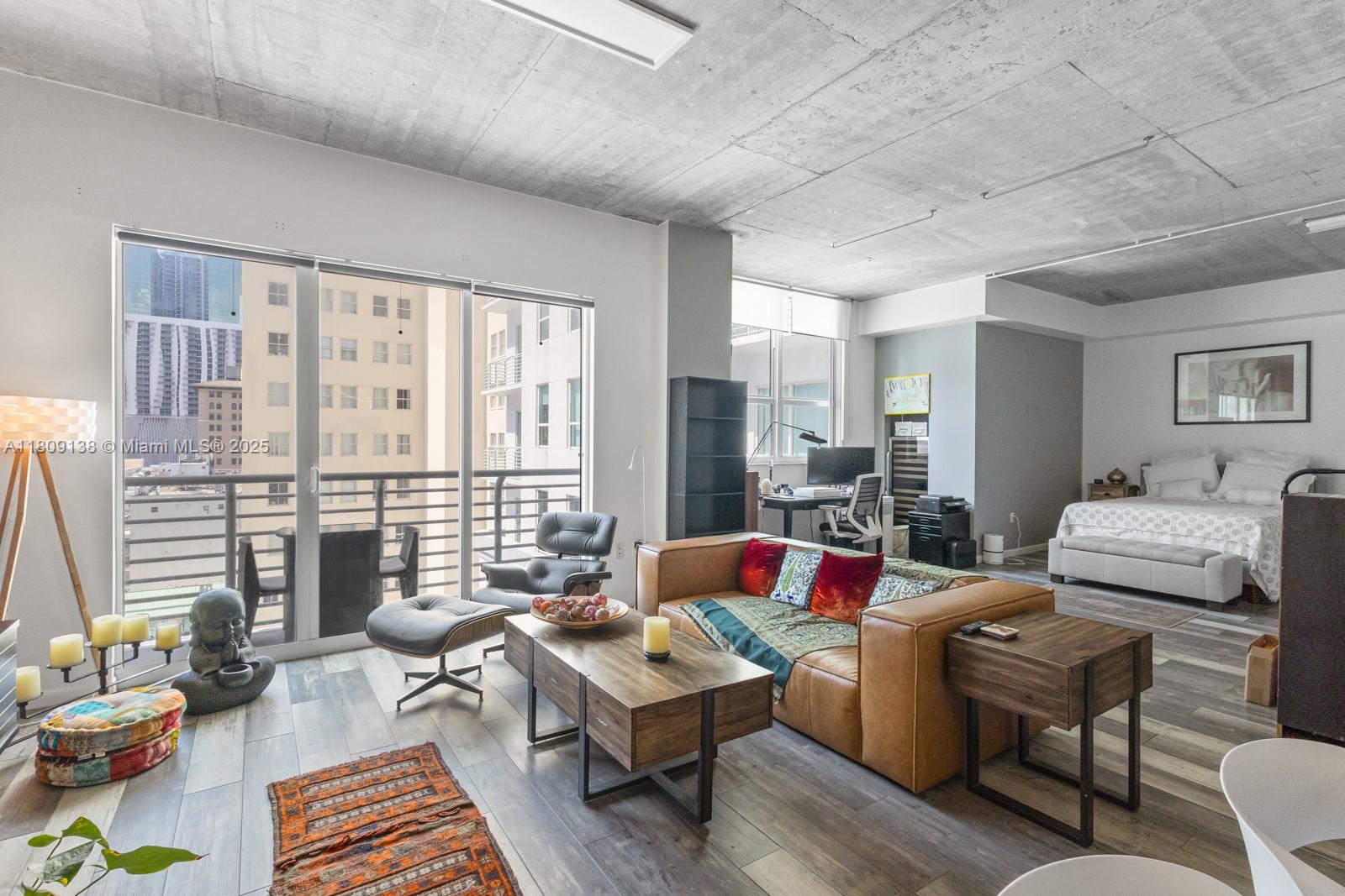 THE LOFT DOWNTOWN II COND - Residential Lease