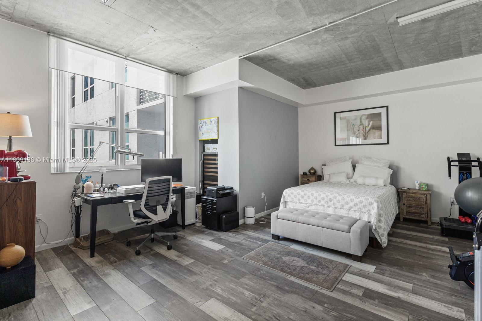 THE LOFT DOWNTOWN II COND - Residential Lease