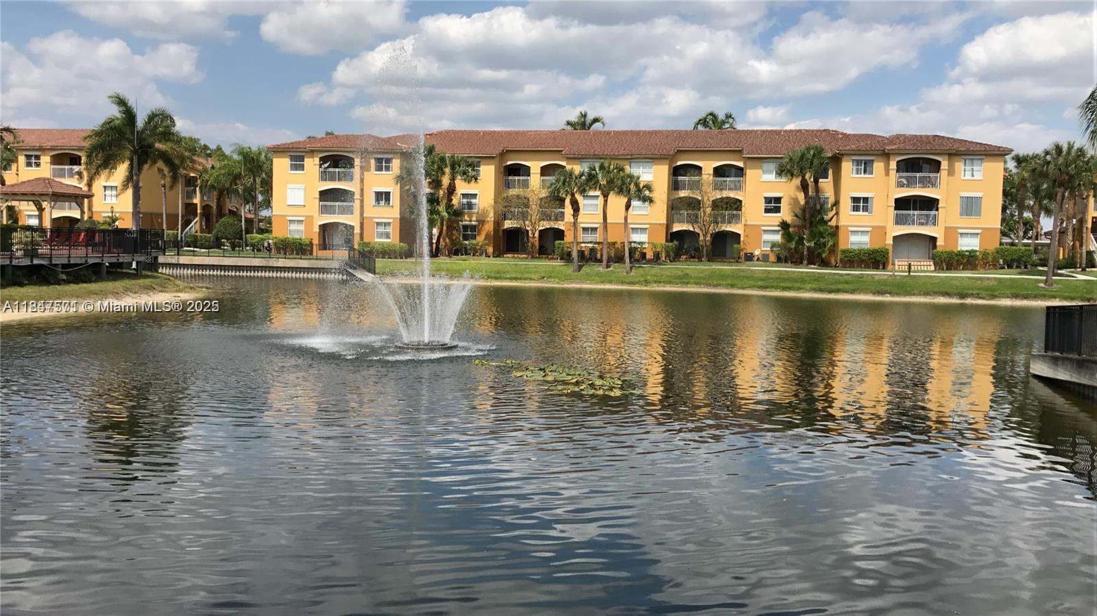LA VIA CONDO - Residential