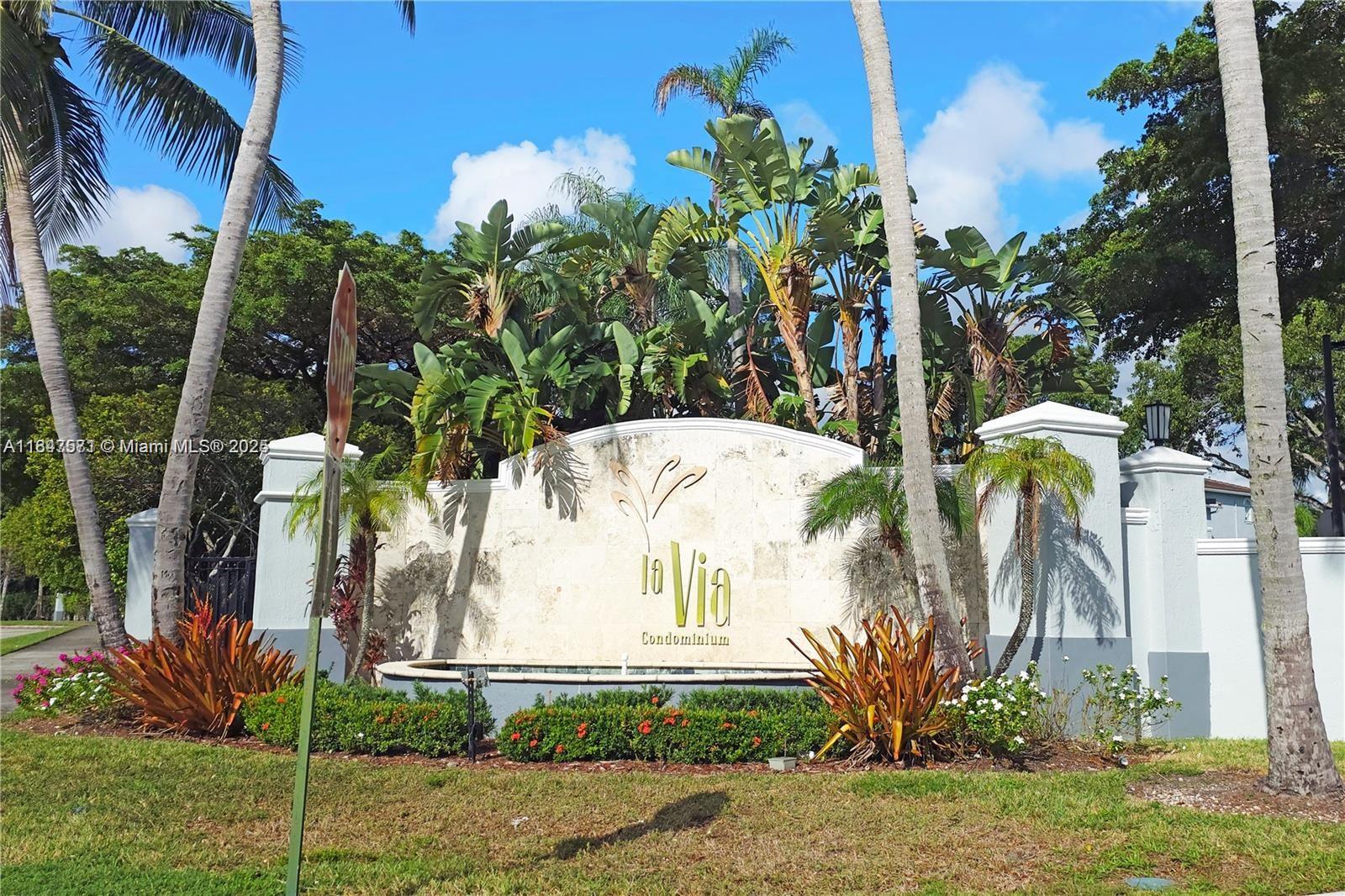 LA VIA CONDO - Residential