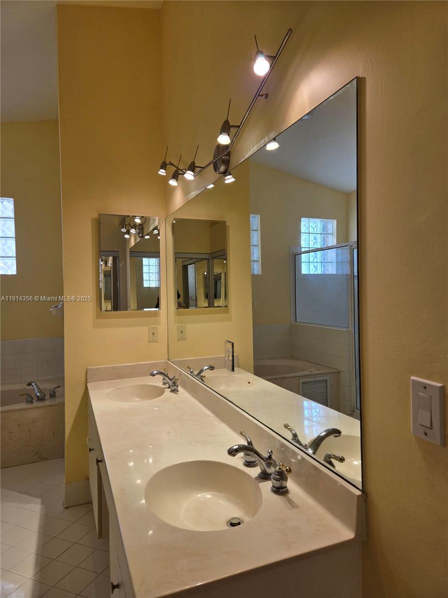 GOLDVUE ESTATES - Residential