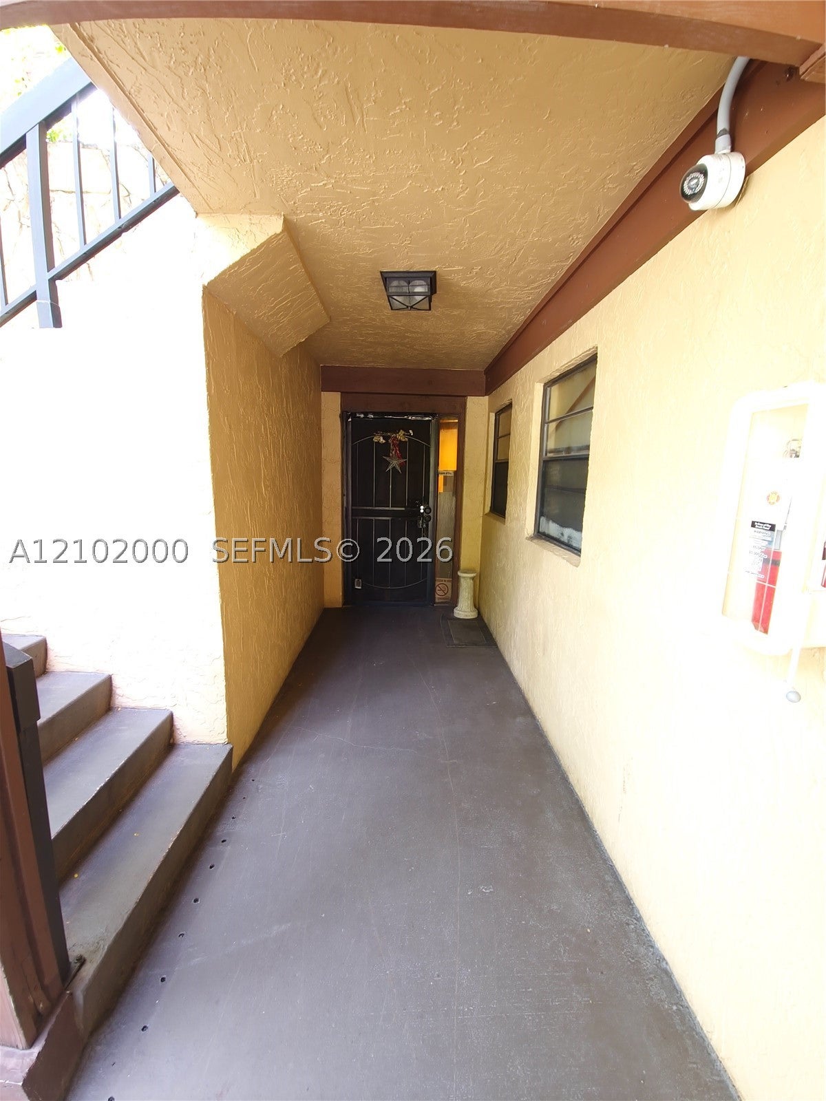 20801 San Simeon Way 101, Miami FL 33179