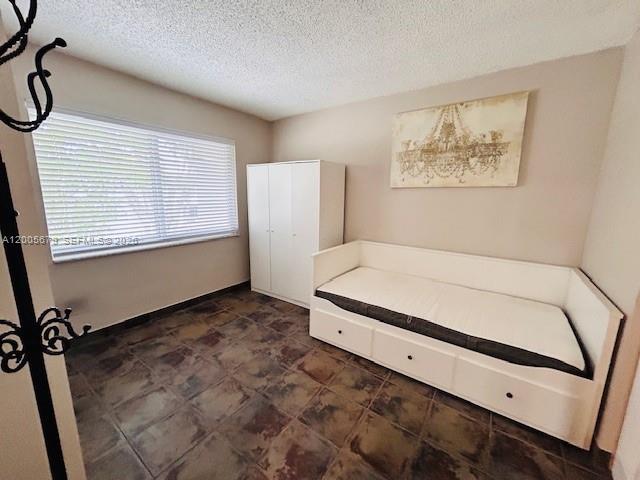 VILLAGE OF KINGS CREEK CO - Residential Lease