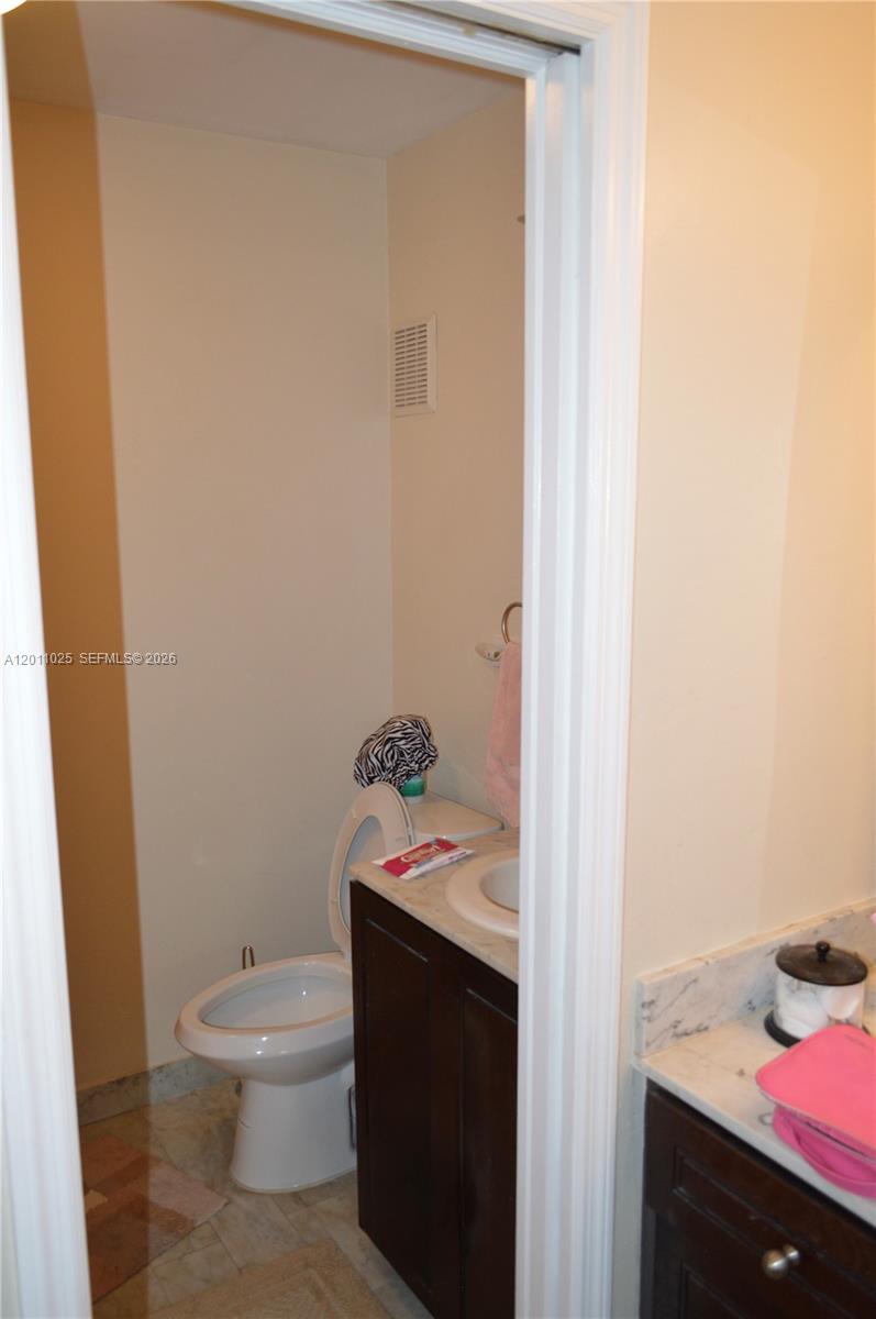 COSTA DEL SOL CONDO NO 1 - Residential