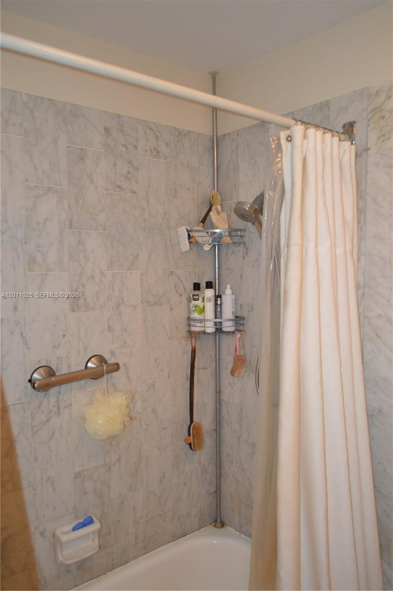 COSTA DEL SOL CONDO NO 1 - Residential