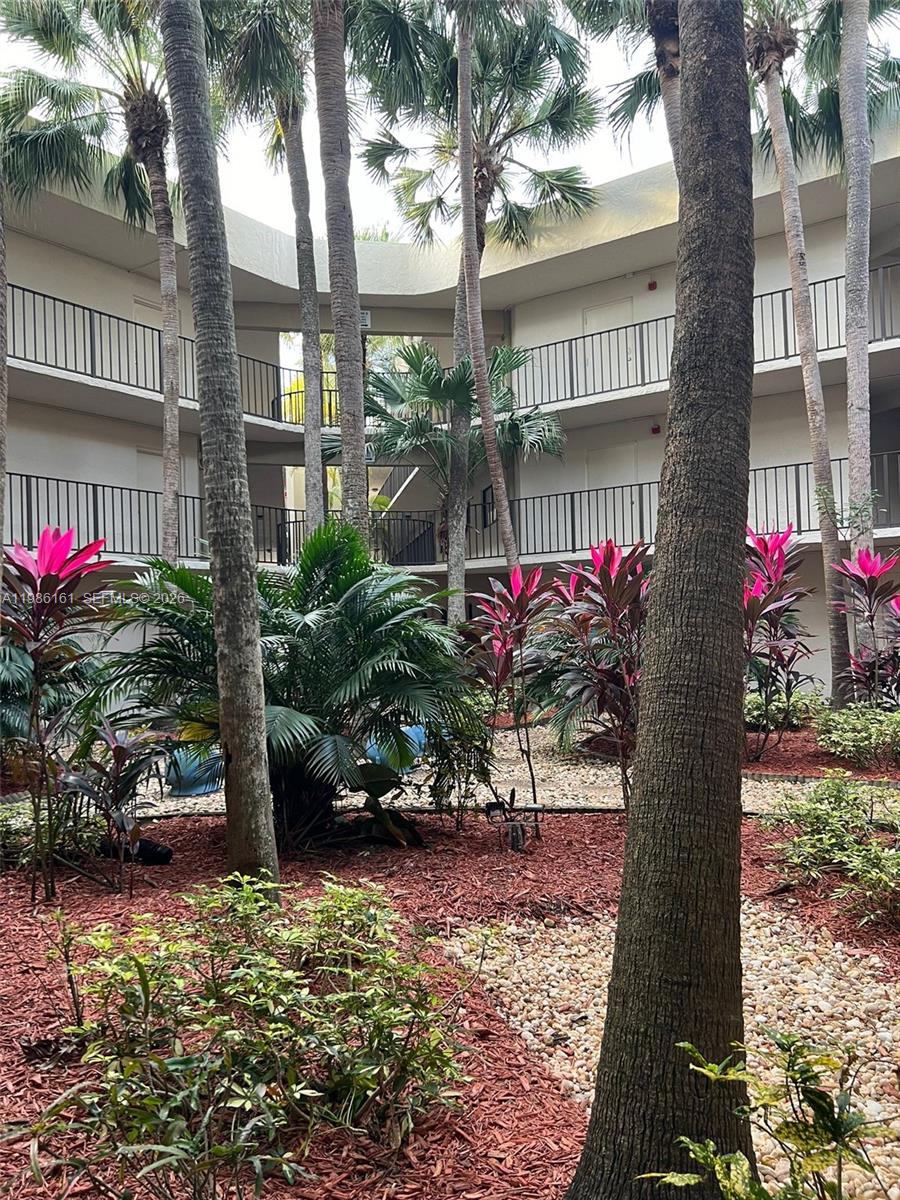 THE HORIZONS CONDO #2 - Residential