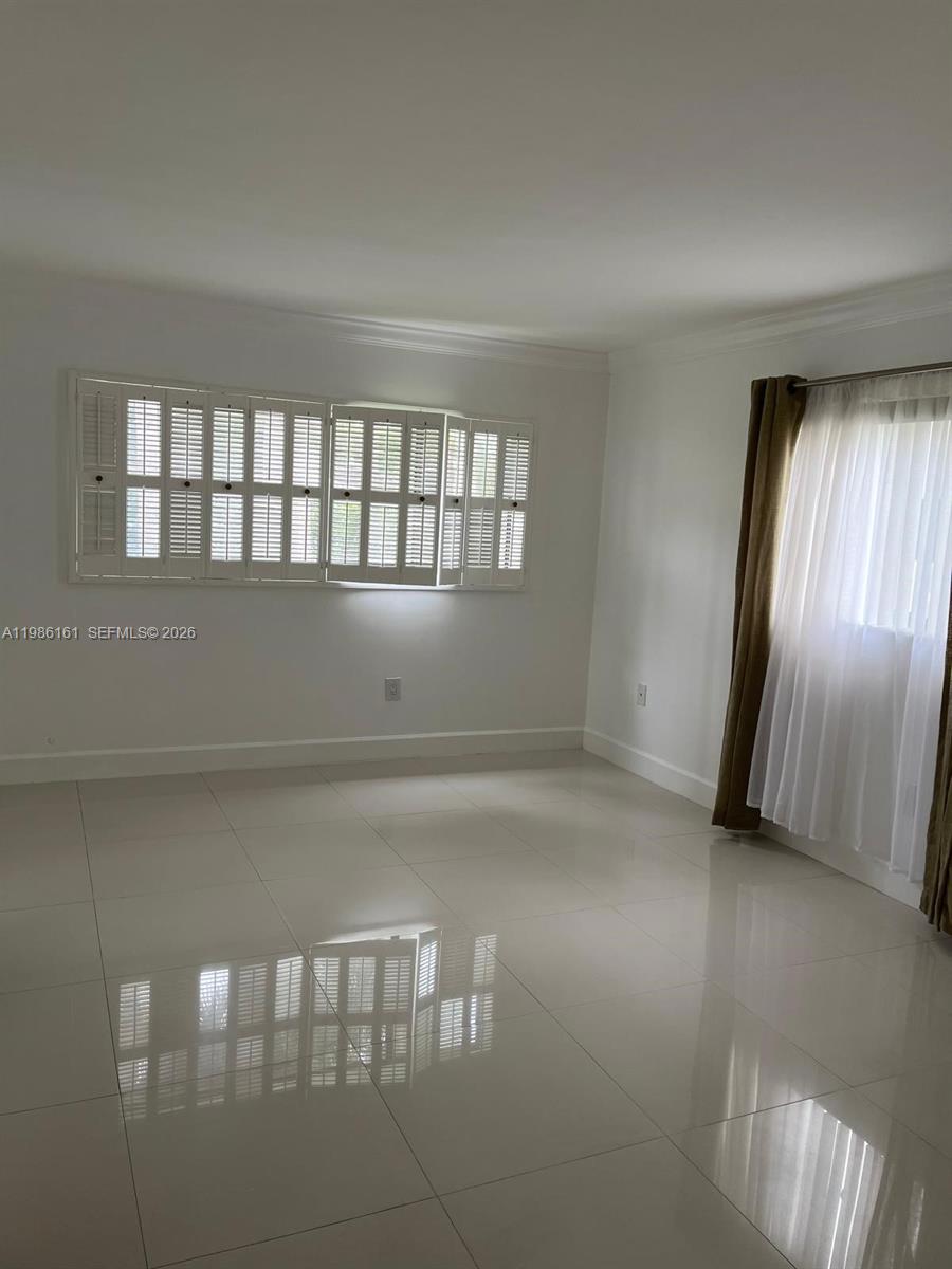 THE HORIZONS CONDO #2 - Residential