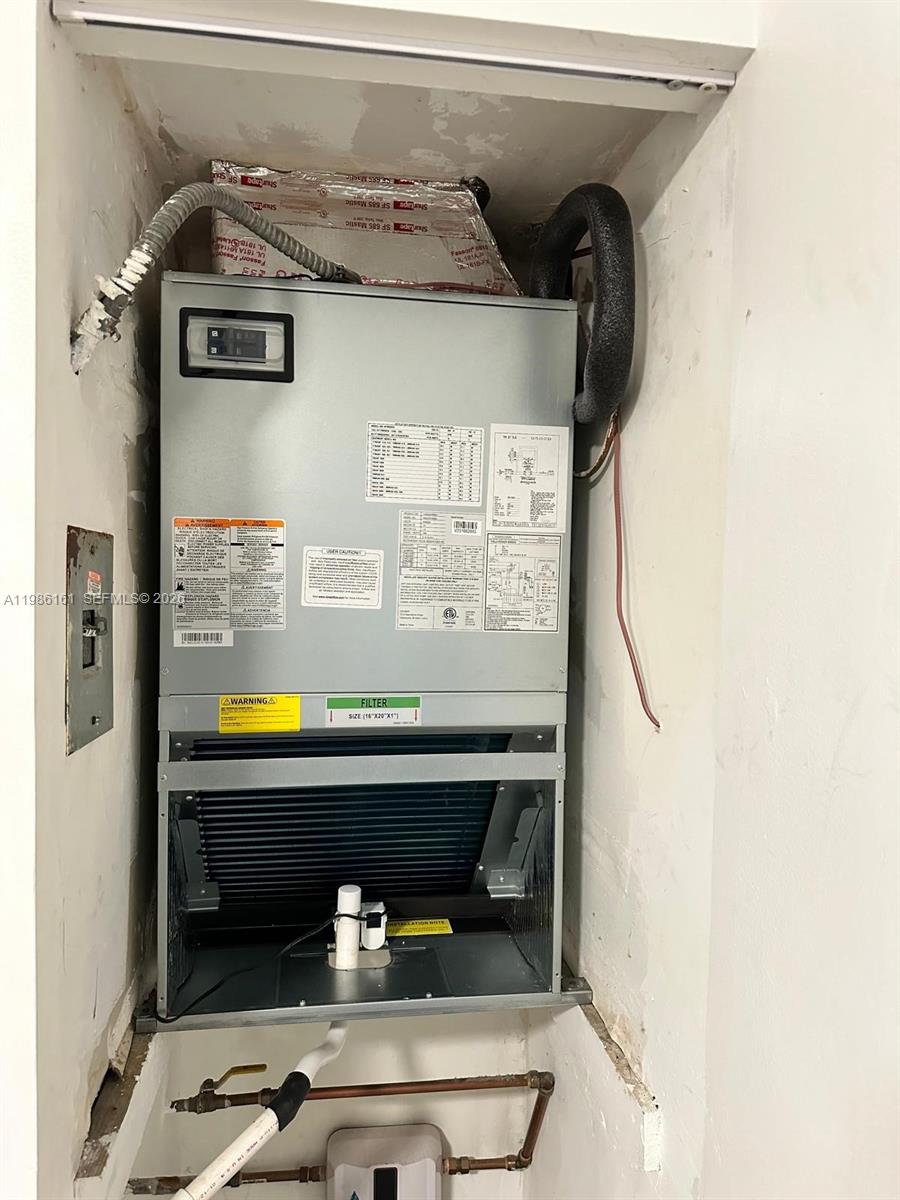 THE HORIZONS CONDO #2 - Residential