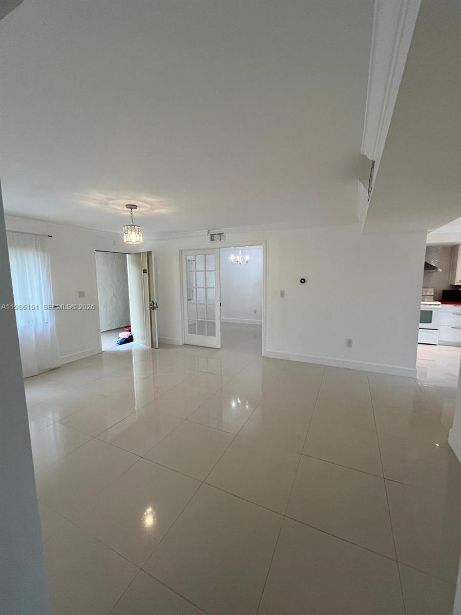 THE HORIZONS CONDO #2 - Residential