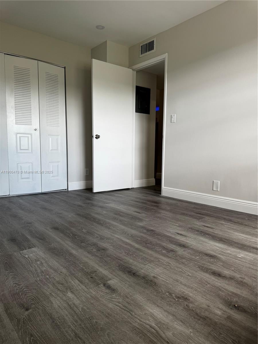 SPRINGS PARK CONDO - Residential Lease