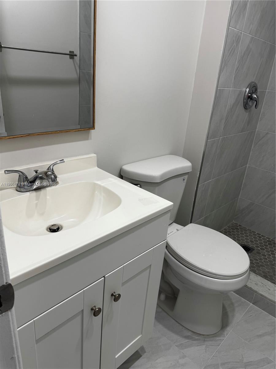 SPRINGS PARK CONDO - Residential Lease