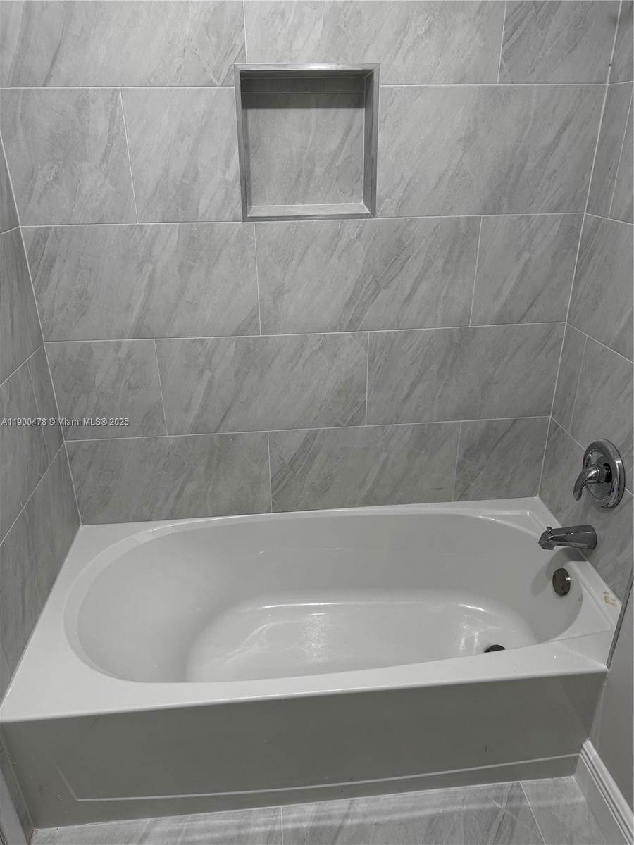 SPRINGS PARK CONDO - Residential Lease