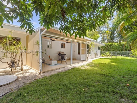 Tiny photo for 1000 NE 85th St, Miami, FL 33138 (MLS # A12042338)
