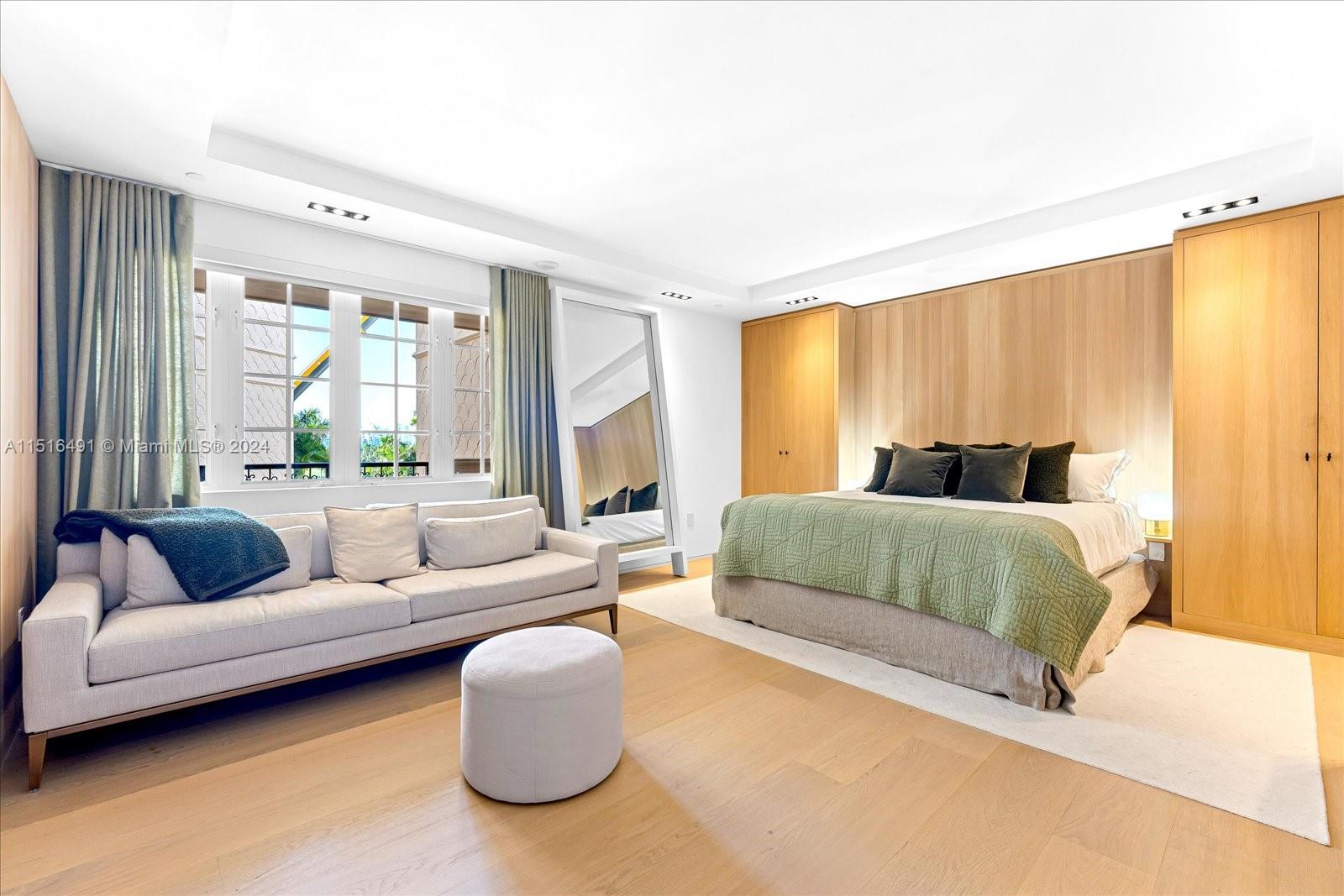 OCEANSIDE @ FISHER ISL CO - Residential