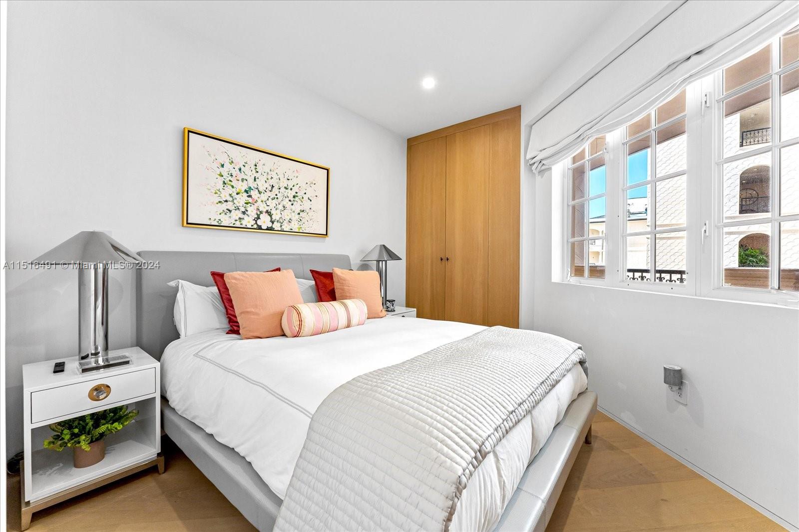 OCEANSIDE @ FISHER ISL CO - Residential