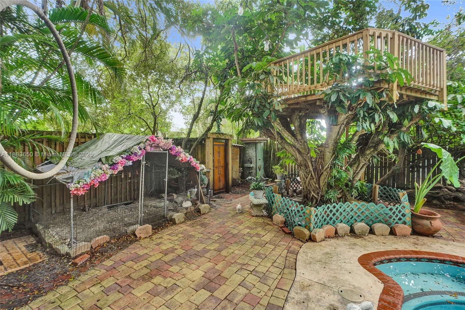 PINEWOOD PARK AMD 2ND ADD - Residential