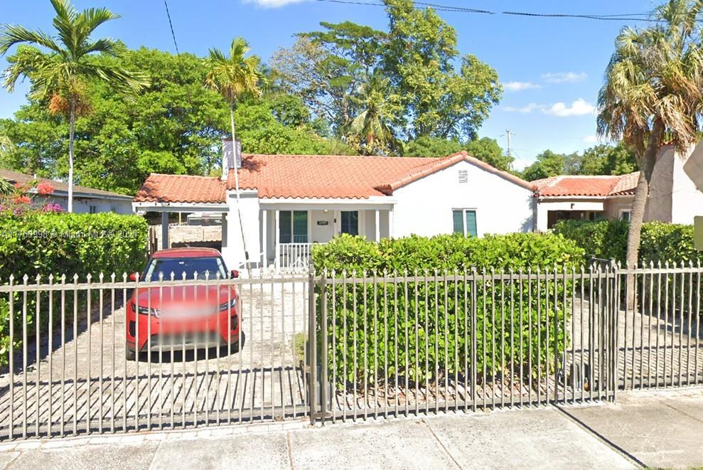 1757 SW 24th Ter