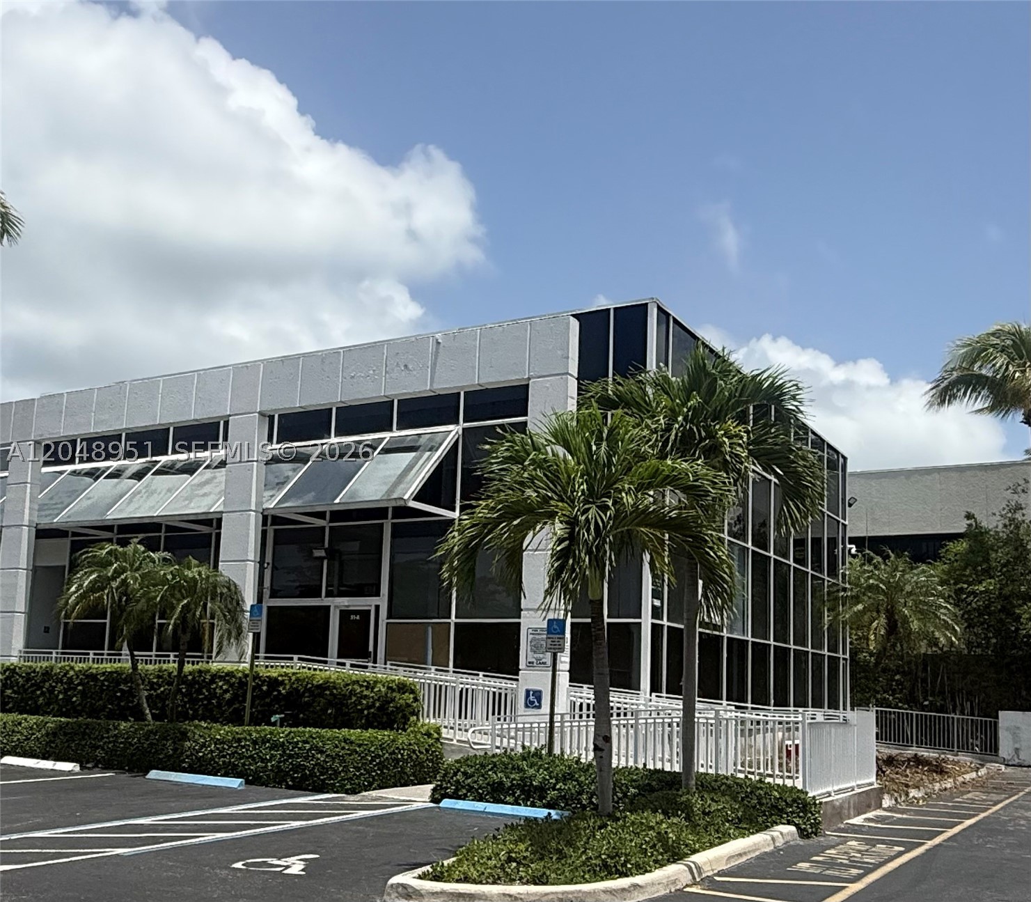 260 Crandon Blvd A51