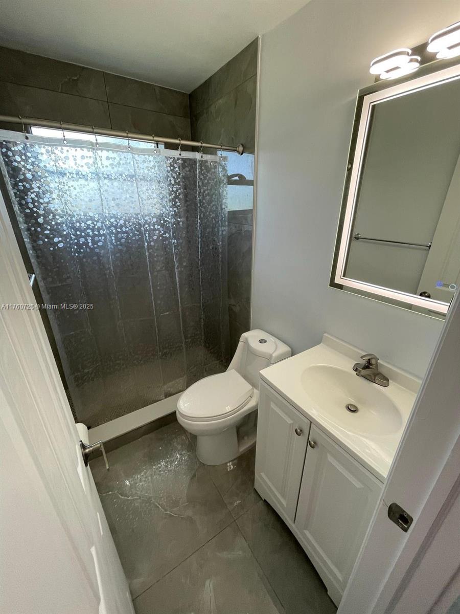 1709 NW 8th ct Apto 2