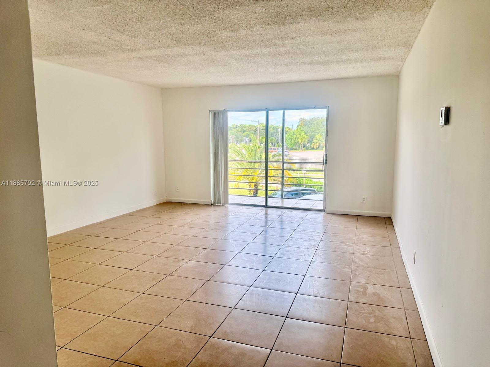 TOWN SQUARE CONDO - Residential Lease