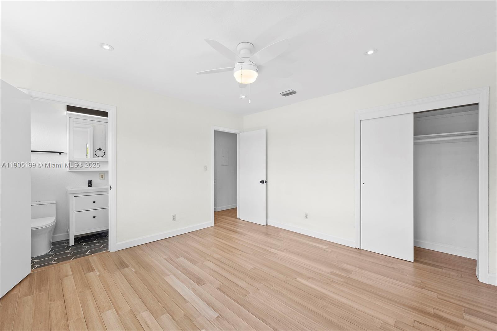 SOUTH CORAL HOMES SEC 2 - Residential Lease