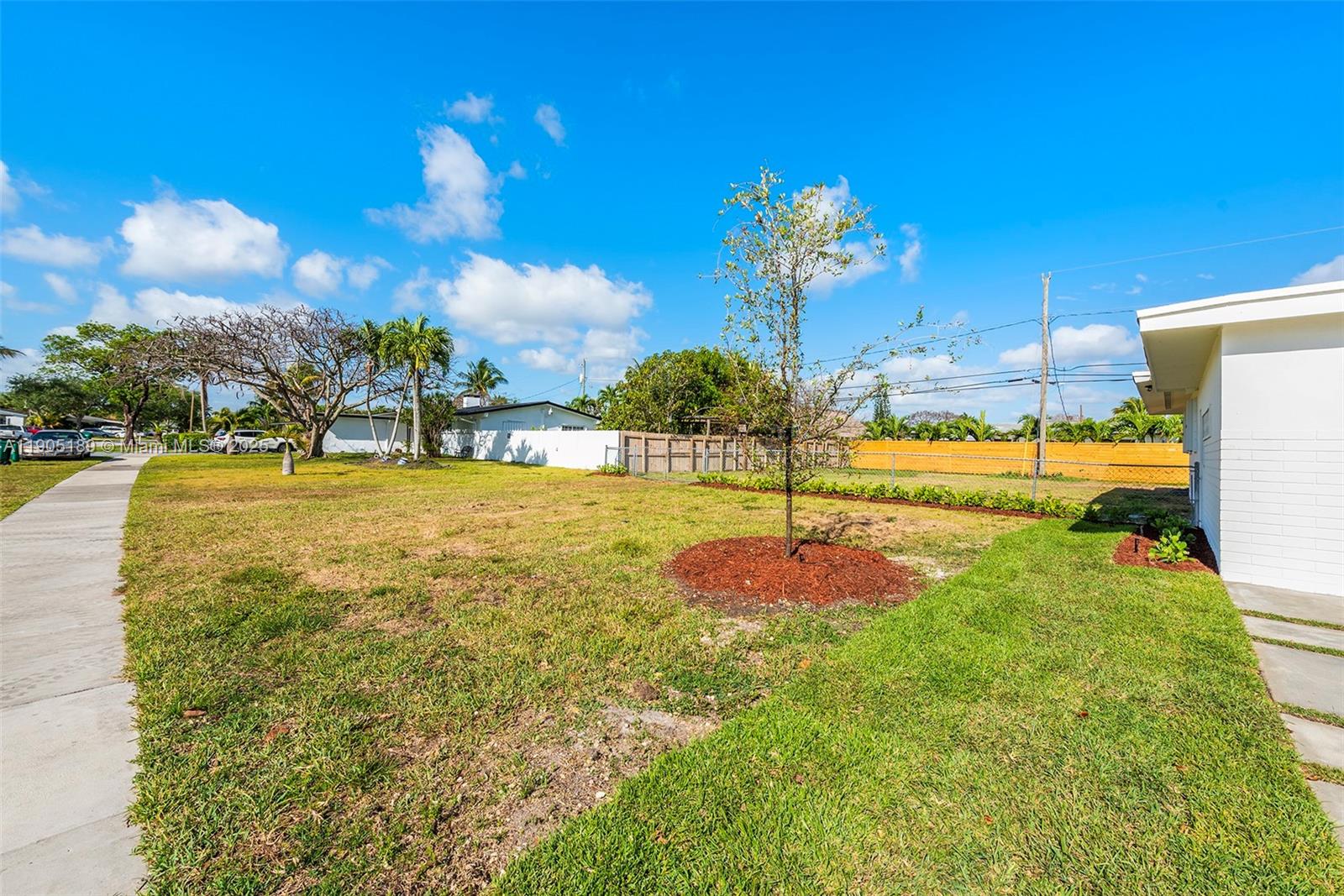 SOUTH CORAL HOMES SEC 2 - Residential Lease