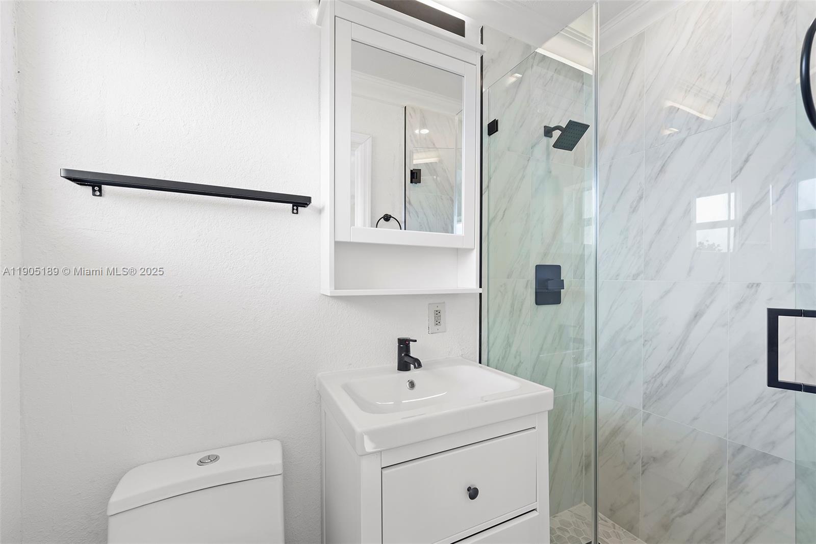 SOUTH CORAL HOMES SEC 2 - Residential Lease