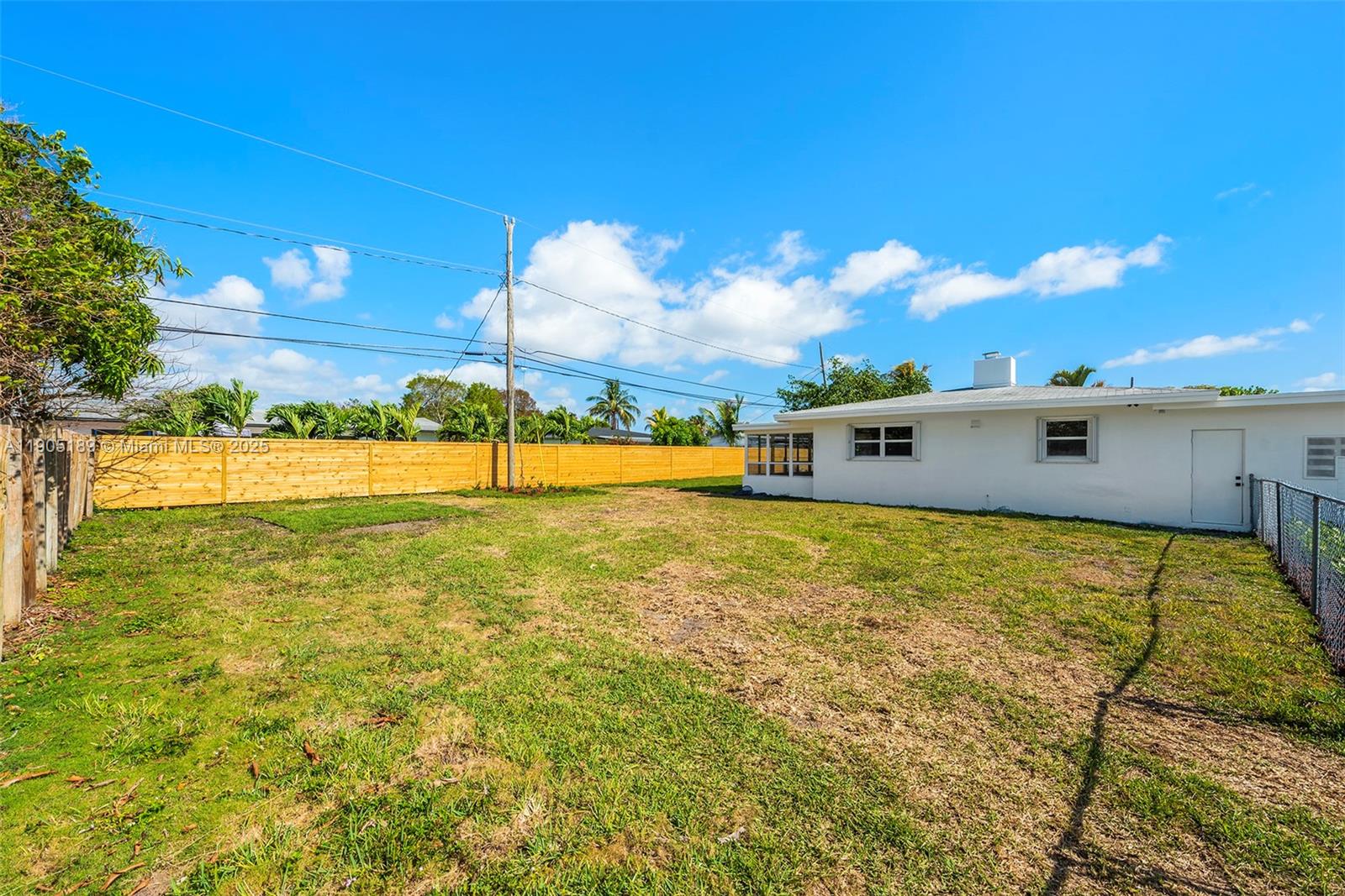 SOUTH CORAL HOMES SEC 2 - Residential Lease