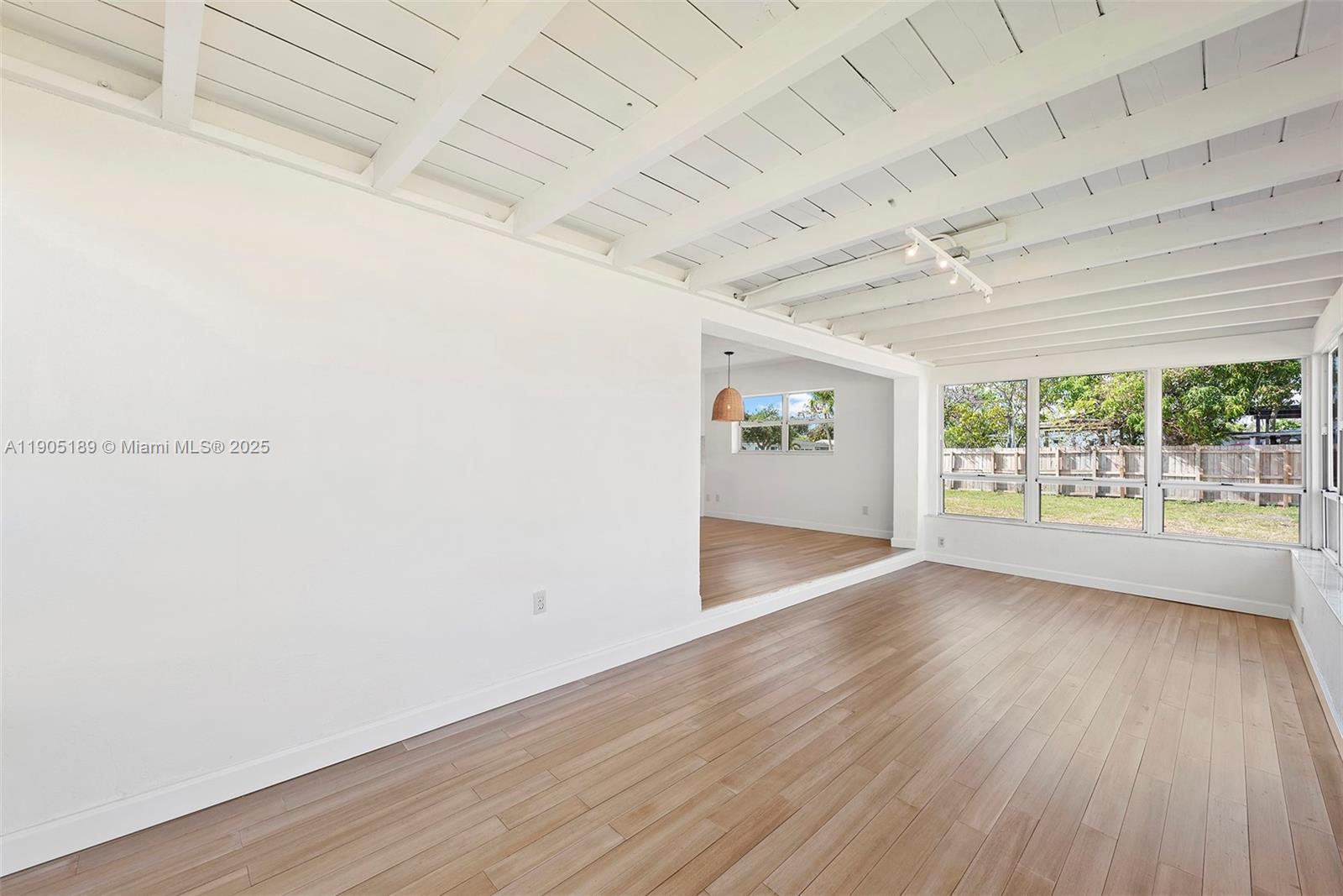 SOUTH CORAL HOMES SEC 2 - Residential Lease