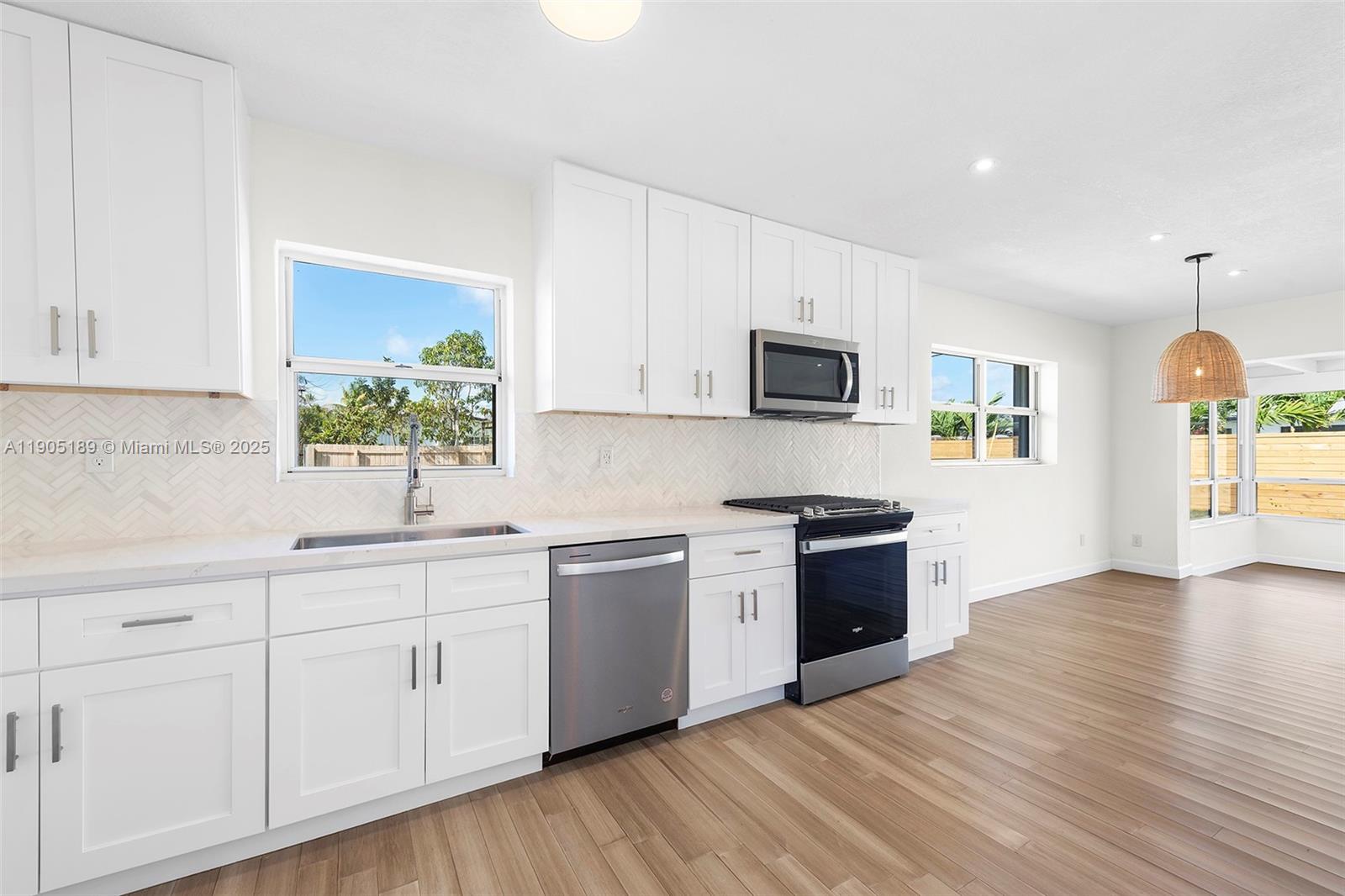 SOUTH CORAL HOMES SEC 2 - Residential Lease